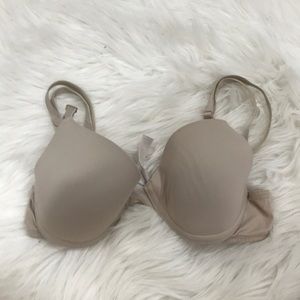 PINK wear everywhere t-shirt bra